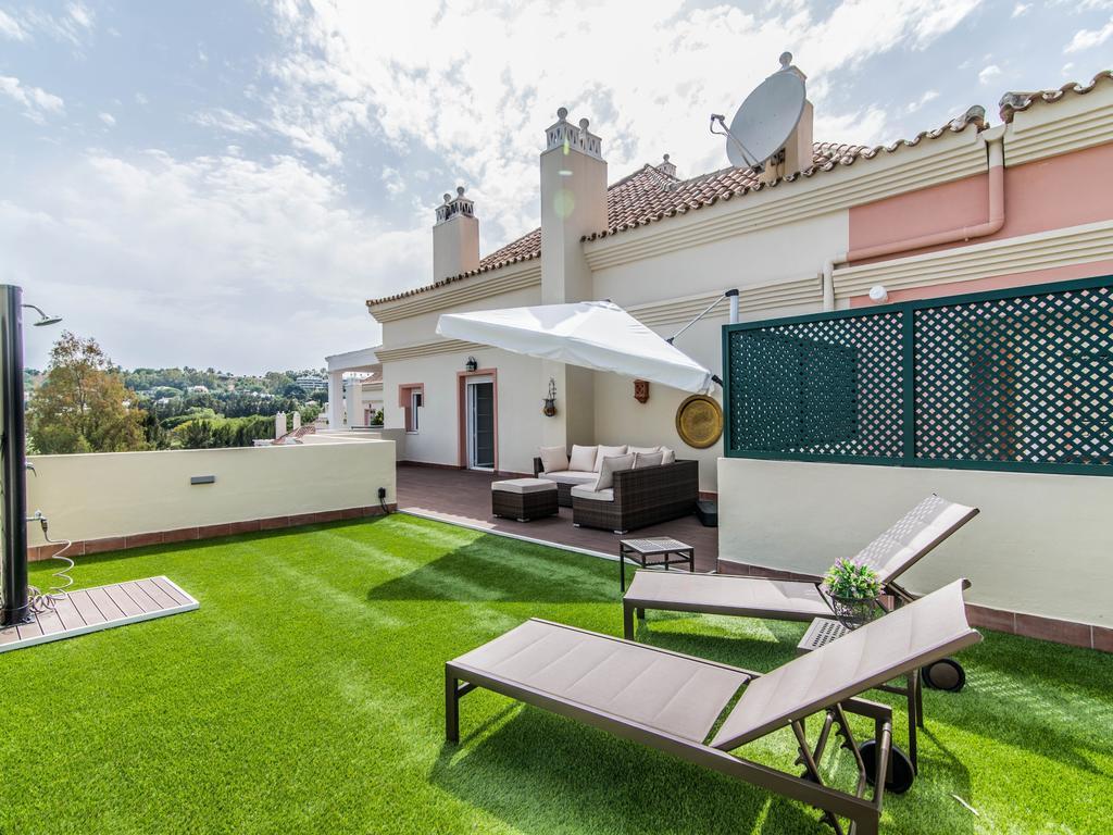 River Garden Spacious Penthouse Marbella Exterior foto